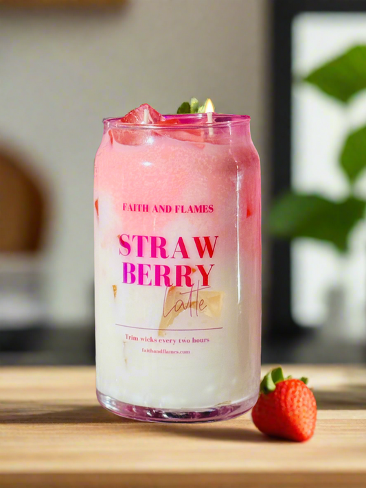 Iced Strawberry Latte Candle